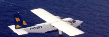 location jet privé - Cockpit d'un CESSNA 303