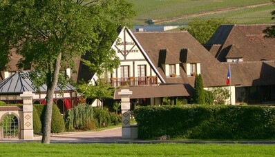 Hostellerie La Briqueterie Epernay Šampanės gurmaniška kelionė sraigtasparniu