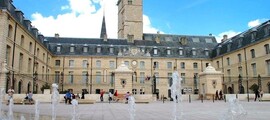Išsinuomoti privatų lėktuvą iš Valenciennes-Denain oro uosto