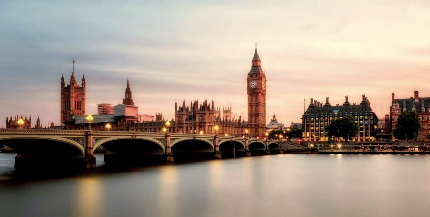 Londonas Farnborough: privačiu lėktuvu nuoma