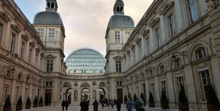 Prancūzija: privataus lėktuvo nuoma