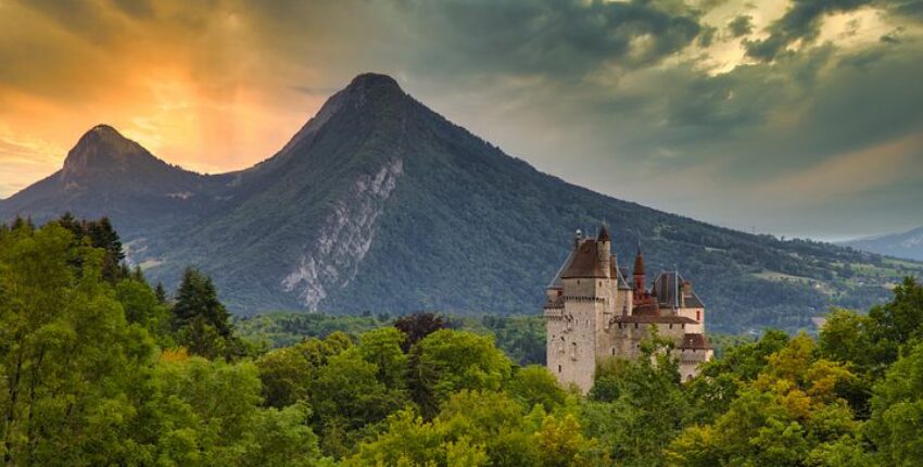 Annecy Haute Savoie: privačiu lėktuvu nuoma 