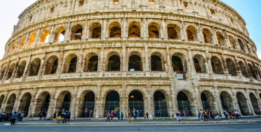 Paryžius - Roma: privataus lėktuvo nuoma 
