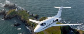 HAWKER 400 XP: Privačiu lėktuvu nuoma 