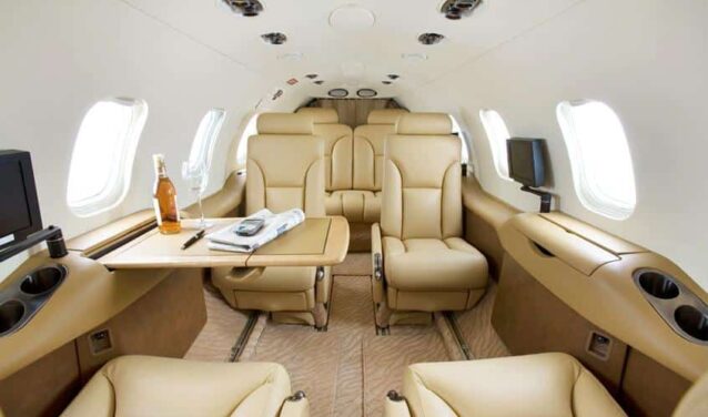 LEARJET 31 : Privačių lėktuvų nuoma