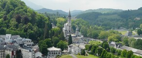 Tarbes Lurdas Pirėnai : privataus lėktuvo nuoma 