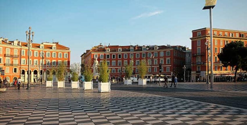 Zalcburgas - Nica : privataus lėktuvo nuoma 