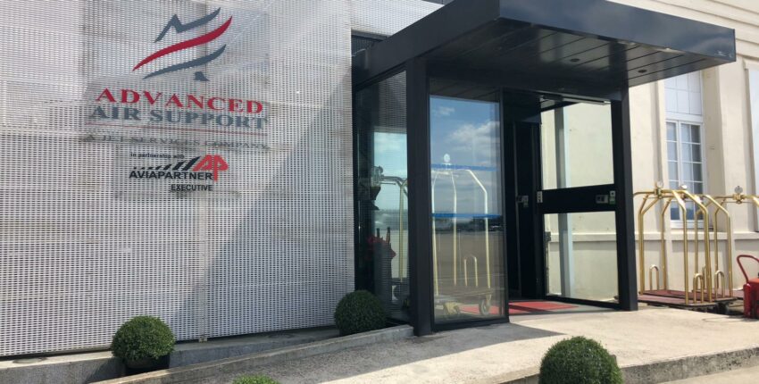 Paryžius Prancūzija : privačiu lėktuvu nuoma