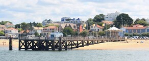 Arcachon : privačiu lėktuvu nuoma 