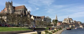 Auxerre filialai: privačiu lėktuvu nuoma 