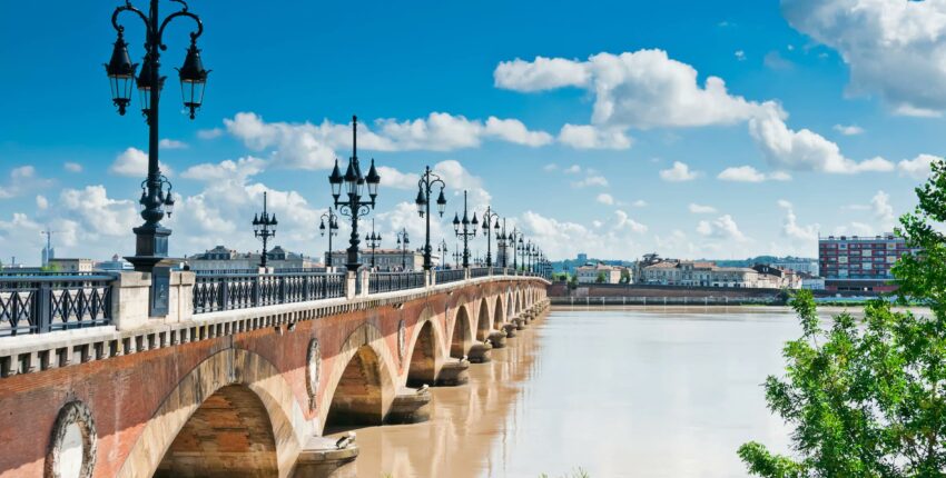 Prancūzija: privataus lėktuvo nuoma