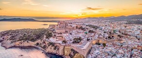 Neapolis - Ibiza: privataus lėktuvo nuoma