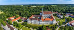 Furstenfeldbrucas : privačių lėktuvų nuoma 