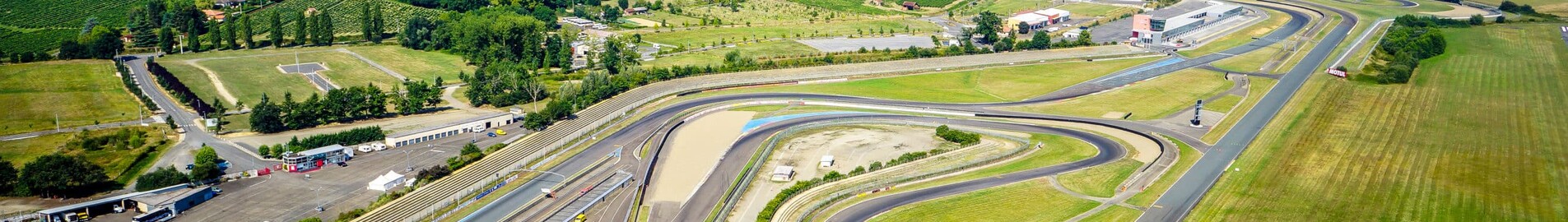 Nogaro : privačiu lėktuvu nuoma 