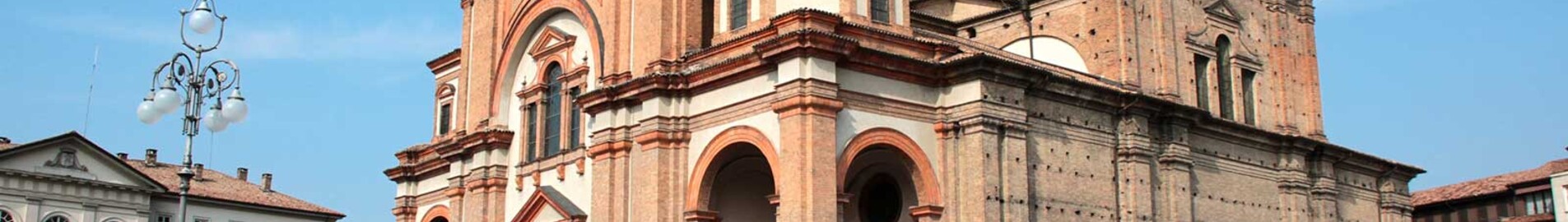 Voghera : privačių lėktuvų nuoma 