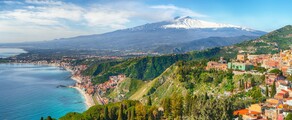 Privačiu lėktuvu ir sraigtasparniu chartija Taormina