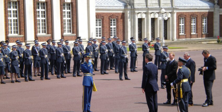 Išsinuomoti privatų lėktuvą iš Cranwell Air Base