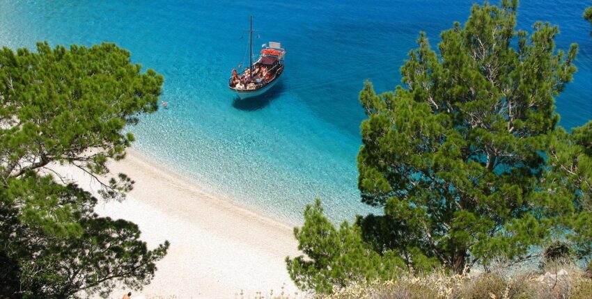Išsinuomoti privatų lėktuvą iš Karpathos oro uosto