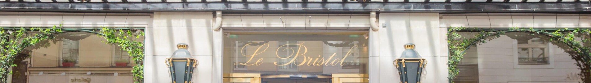 Prabangus viešbutis Paryžiuje: Bristol Paris – iš naujo apibrėžta meistriškumas