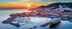 Sen Tropezas - Ajačas : privataus lėktuvo nuoma