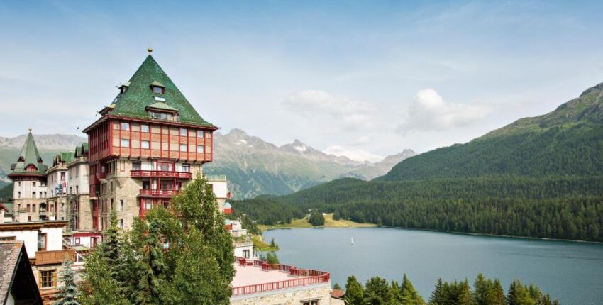 Saint-Tropez - Saint-Moritz Samedan : privataus lėktuvo nuoma