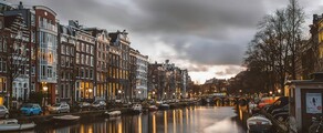 Niujorkas - Amsterdamas : privataus lėktuvo nuoma