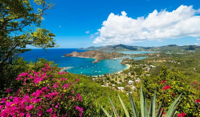 Antigva - Barbuda: pervežimas sraigtasparniu