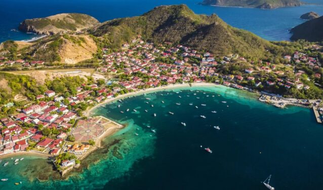 Fort-de-France - Les Saintes: pervežimas sraigtasparniu